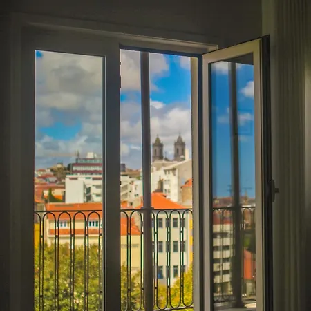 Palace Museum&national Monument - Espaço Palmeiras Hotel Oporto